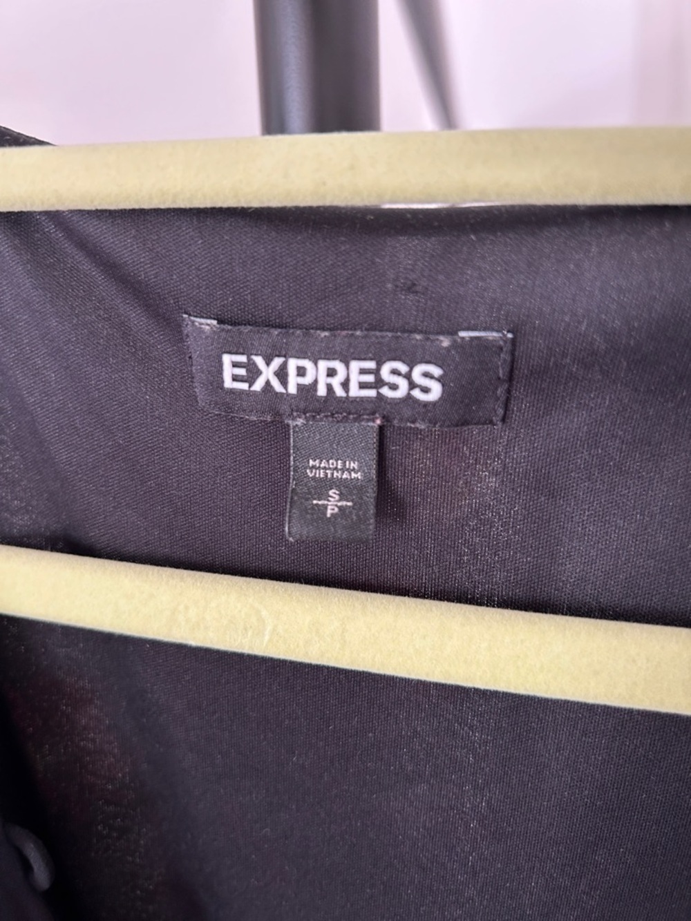 Express Dress. Size small. PTP 17”. Elastic waist. Sheer sleeves. Inside liner. - Picture 4 of 5
